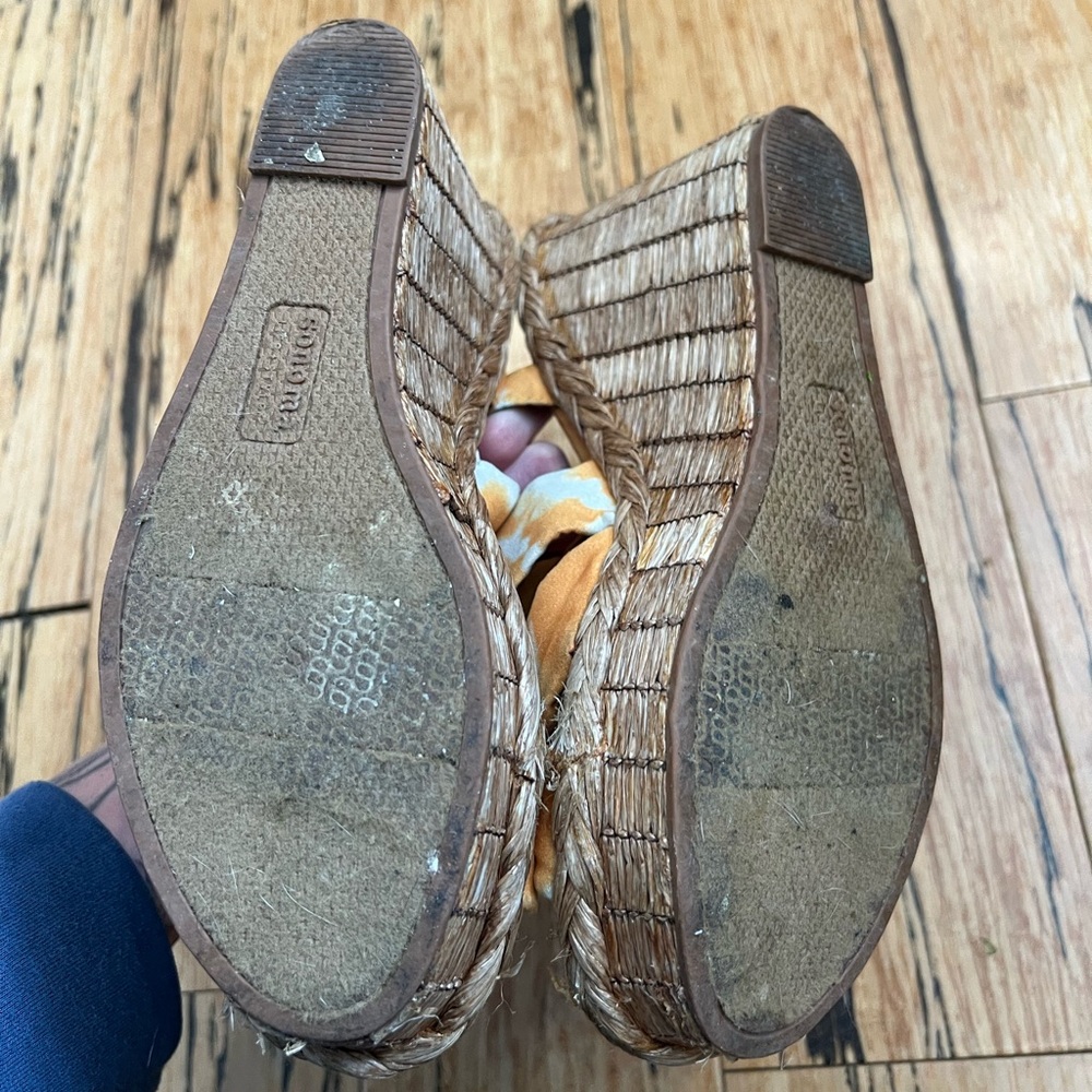 2 pairs of wedges 9.5 - Picture 4 of 13